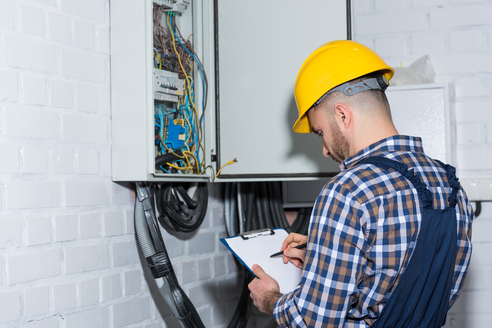 Need Commercial Heating Repair Near Me in DC? Learn the warning signs, repair options & how businesses can keep heating systems running