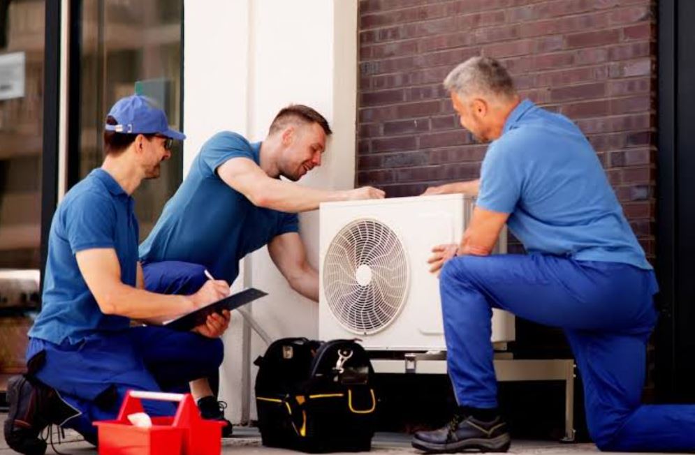 Need reliable Heating Problems and Solutions? Explore professional tips to resolve commercial heating issues & maintain dependable comfort.