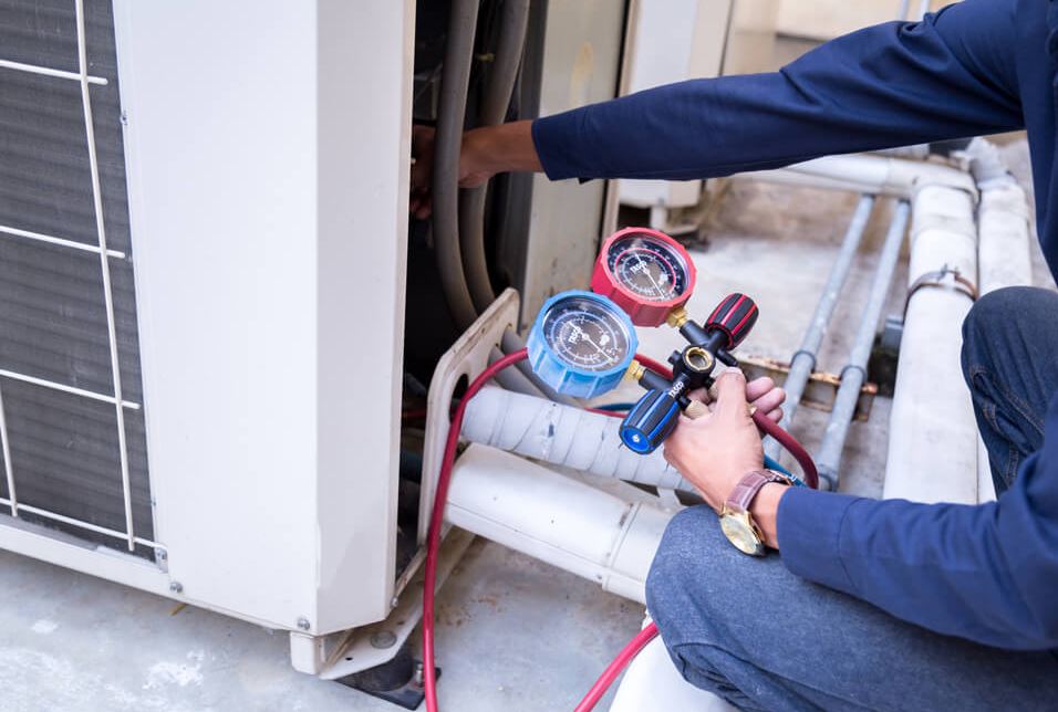 Discover common Heating Problems in Commercial Buildings, their causes & simple solutions for a comfortable & efficient workspace.